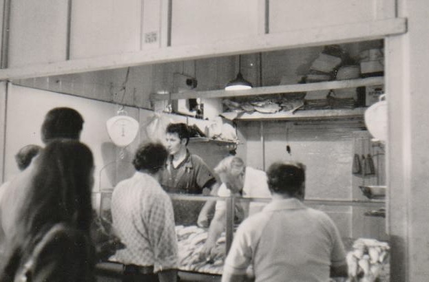 FISH-STALL-VICTORIA-MARKET-2.JPG