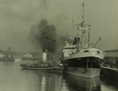 00,334-Harry-Cleveland,-nt-ship-tug-boat.jpg